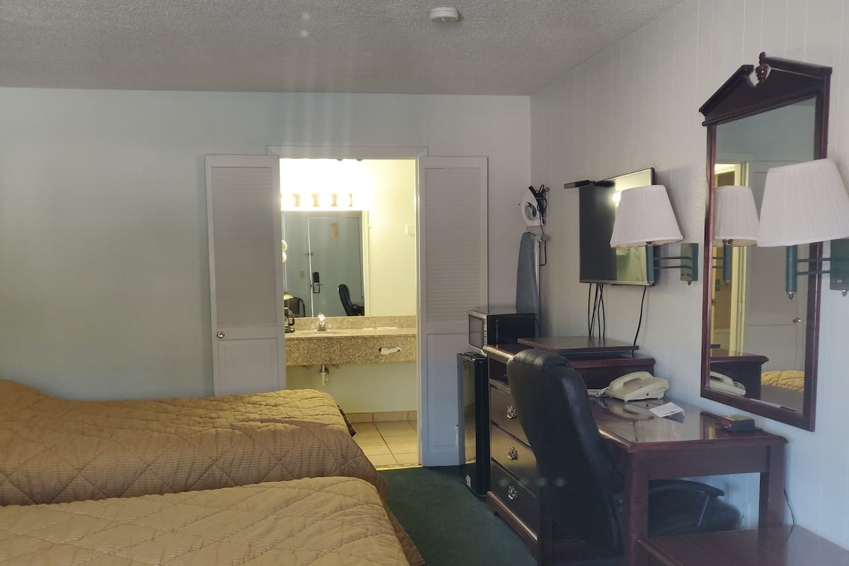 Standard Double Room, 2 Double Beds, Non Smoking | Individually decorated, individually furnished, desk, blackout drapes