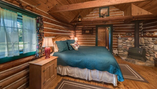 Premium Cabin | Living area