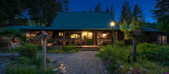 The Davies Family Inn