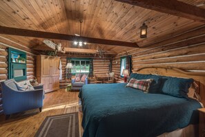 Premium Cabin | Individually decorated, individually furnished, laptop workspace - The Davies Family Inn (Placerville)