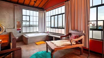 Loft Mumbai | 1 quarto, roupas de cama premium, camas com colchões pillow-top