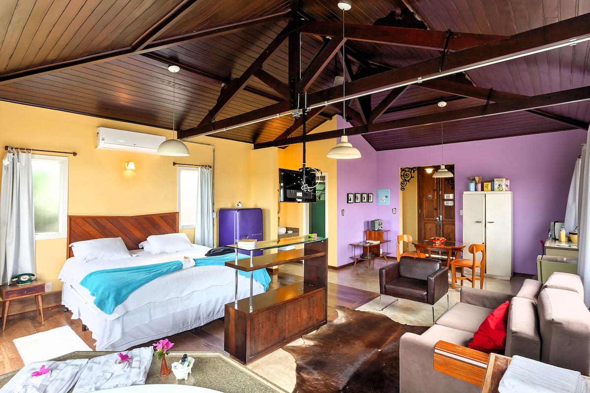 Loft Bossa Nova | 1 bedroom, premium bedding, pillow-top beds, minibar