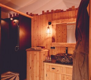 Luxury Family Tent | Bathroom | Shower, toilet paper - Dar ina camp (Agafay)