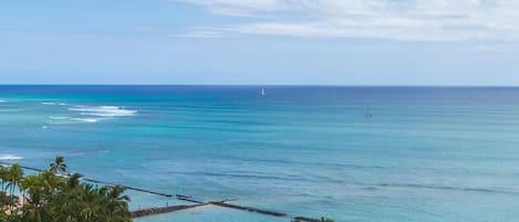 海灘、躺椅、沙灘巾