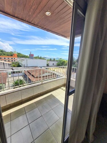 Apartment in Praia do Morro, 3 bedrooms, 2 suites