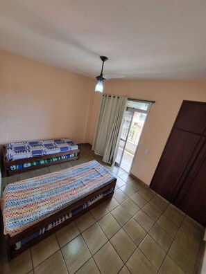 3 bedrooms, iron/ironing board - Apartment in Praia do Morro, 3 bedrooms, 2 suites (Guarapari)