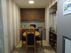 تناول الطعام