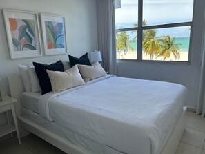 2 habitaciones, tabla de planchar con plancha, cuna de viaje y wifi 