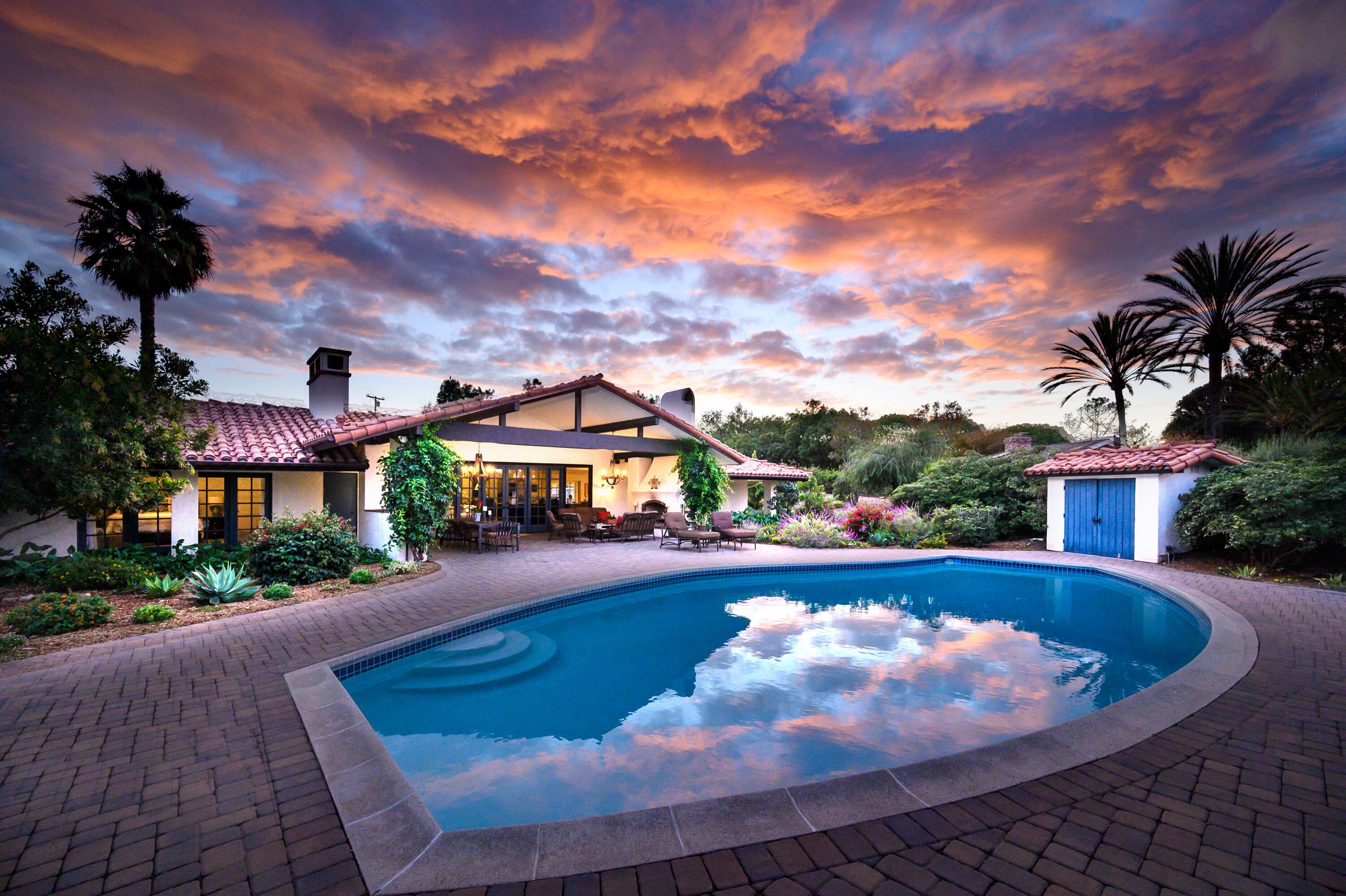 Your exclusive private enclave in beautiful Rancho Santa Fe,  minutes to beach!!