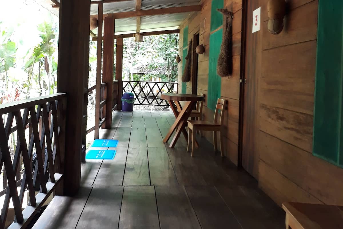 Comfort Cabin, 2 Double Beds, Private Bathroom | Terrace/patio