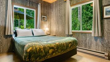 1 bedroom, free internet, bed sheets