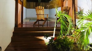 Outdoor pool, open 8:00 AM to 8:00 PM, sun loungers - Casa Bizu (Bacalar)