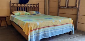 1 bedroom, Egyptian cotton sheets, premium bedding, desk