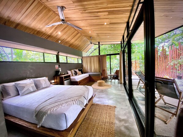 1 bedroom, in-room safe, iron/ironing board, free WiFi