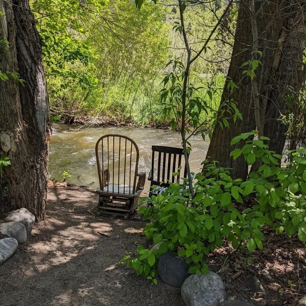 Property grounds - Rare Find! Cozy cottage tucked away, private setting next to creek near downtown (Bozeman,)