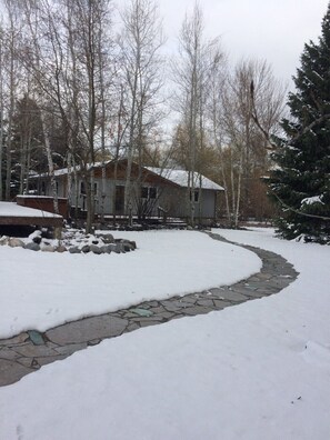 Property grounds - Rare Find! Cozy cottage tucked away, private setting next to creek near downtown (Bozeman,)
