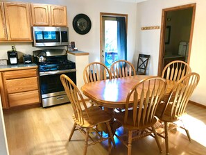 Dining - Rare Find! Cozy cottage tucked away, private setting next to creek near downtown (Bozeman,)