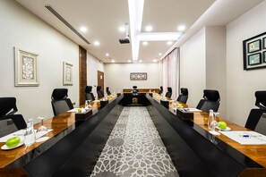 Reception - Crowne Rose AlSahafa Hotel (Riyadh)