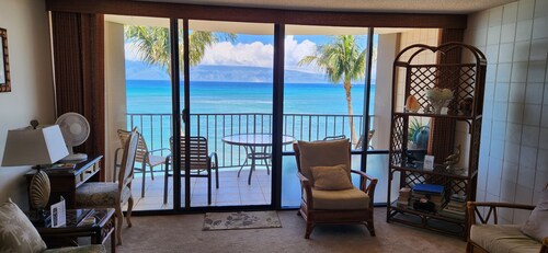 VIR #409 Upper West Maui Oceanfront Condo - Kahana