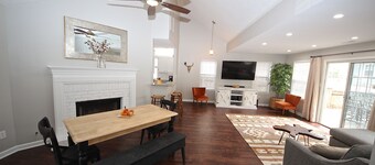 Rauhallinen Peachtree Villa