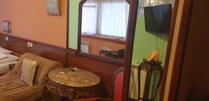 Comfort Room | Soundproofing, free WiFi, bed sheets - Hotel Kapistec (Skopje)