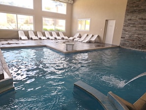 Pool waterfall