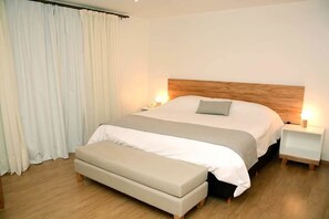 Literie de qualité supérieure, couette en duvet d'oie, minibar