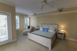 3 slaapkamers, luxe beddengoed, een strijkplank/strijkijzer, wifi