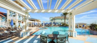  Enjoy our spacious West End Condo at the Point West resort