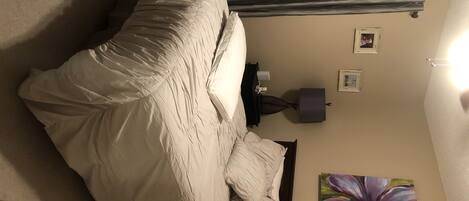 3 bedrooms, Internet