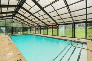 Indoor pool - MOUNTAIN JOY COTTAGES #5 - STARS AND STRIPES (Maggie Valley)