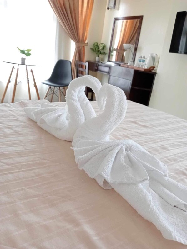 Superior-huone, 1 keskisuuri parisänky, tupakointi kielletty, merinäköala | Huoneen varustelu