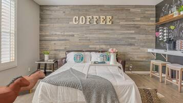 5 bedrooms, in-room safe, iron/ironing board, WiFi