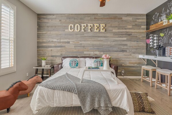 5 bedrooms, in-room safe, iron/ironing board, WiFi