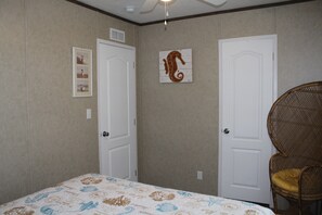3 bedrooms, iron/ironing board, WiFi