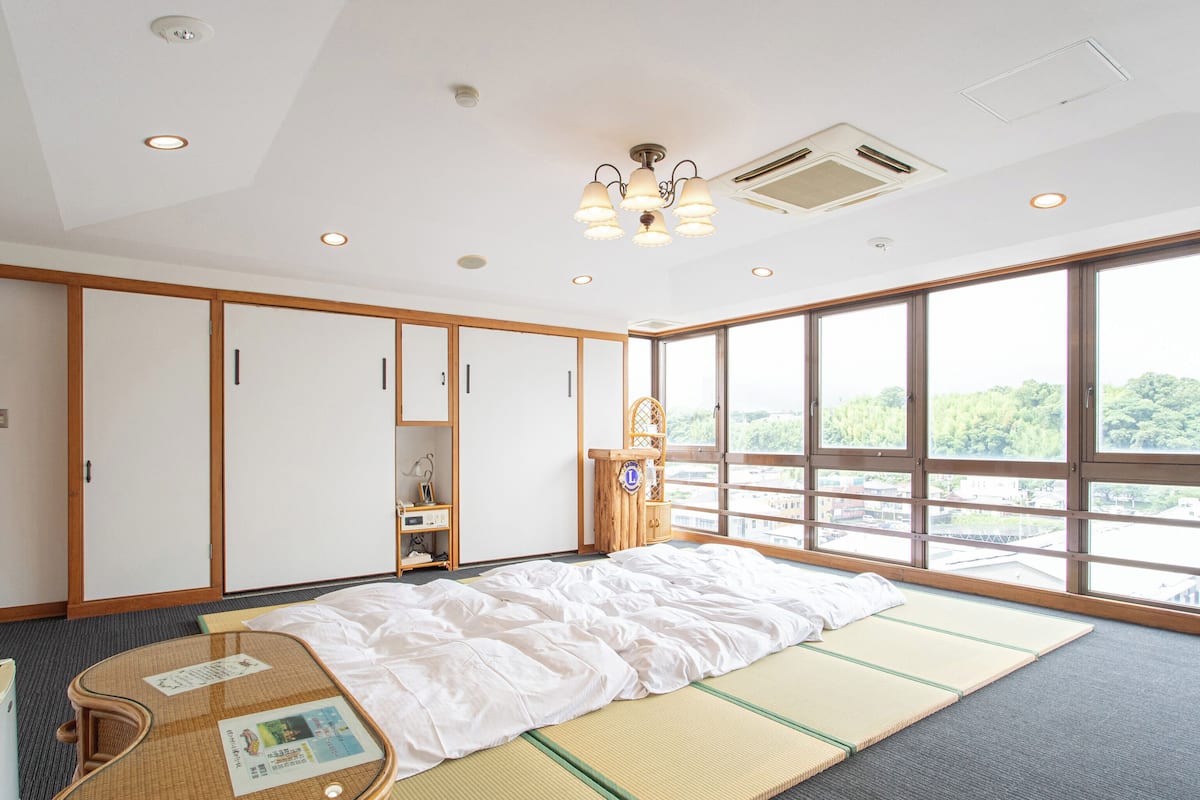 [Smoking]  Deluxe Twin Room | Free WiFi, bed sheets