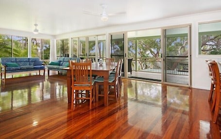 Interior. Orchid Beach Apartments