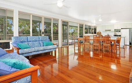 Ocean View | Living area | 50-inch Smart TV with digital channels, TV, DVD player