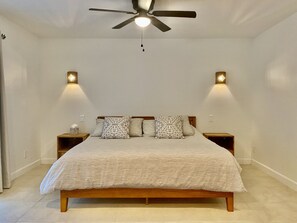 3 bedrooms, desk, iron/ironing board, free WiFi