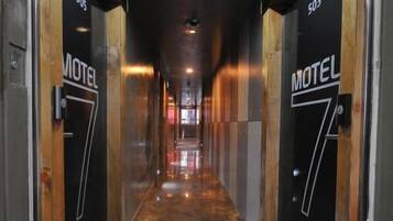 A hallway with doors labeled 'Motel 7' and '503'.