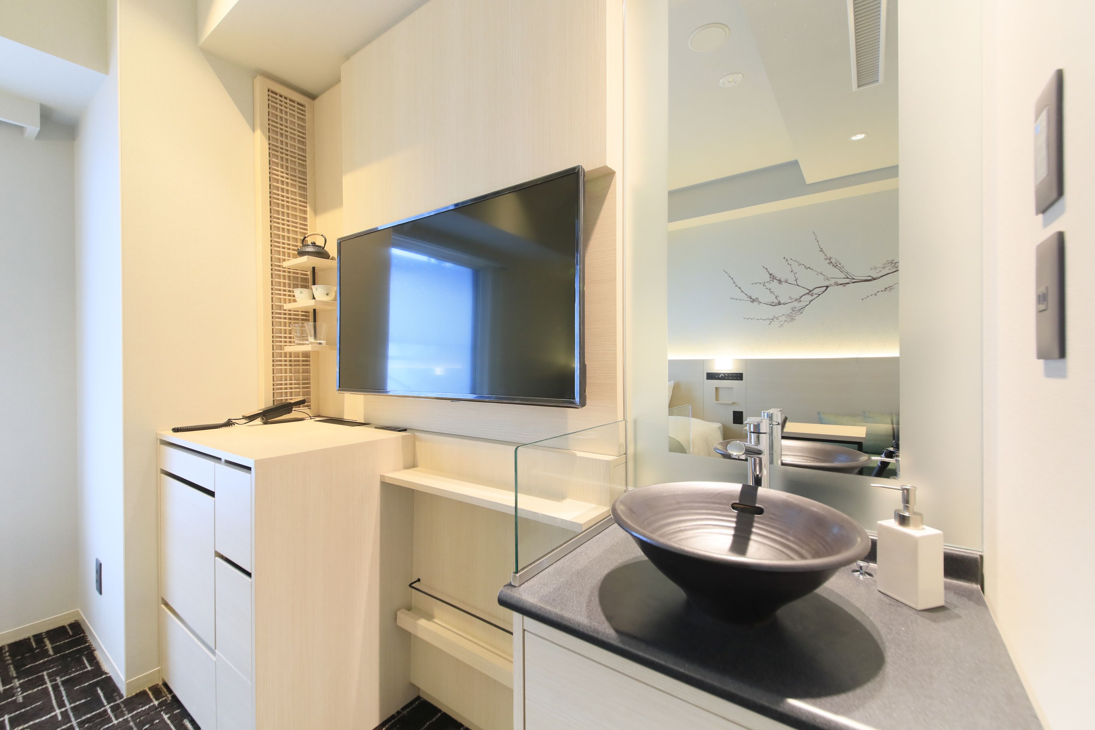 standard single | bathroom sink