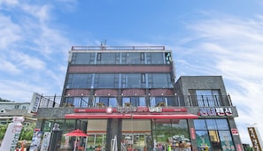 Front of property - Fairy Pension (Sokcho)