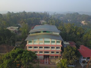 Exterior - Hotel Wayanad Square (Mananthavady)