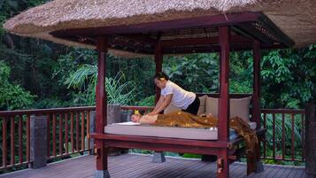 Espace de soins pour les couples, soins corporels, soins d'aromathérapie