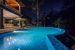 Front of property – evening/night - Ubud Hills Villas & Resort (Tegallalang)