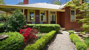 Front of property - Heathmont (Blackheath)