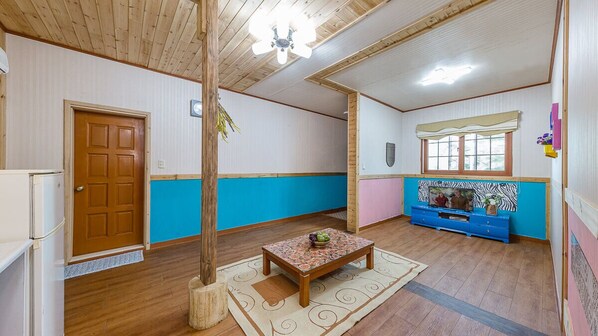 Habitació (S11) | Sala d'estar | Televisor de pantalla plana i terres tèrmics 