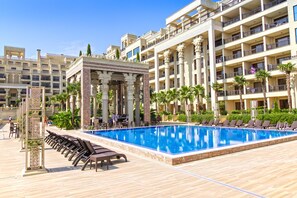 Front of property - Hotel Argisht Partez (Golden Sands)