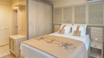 Standard Double Room | Premium bedding, memory-foam beds, in-room safe, desk