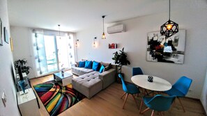 Apartment, 2 Bedrooms, Sea View | Living area - Znjanski vidici Tonka (Split)